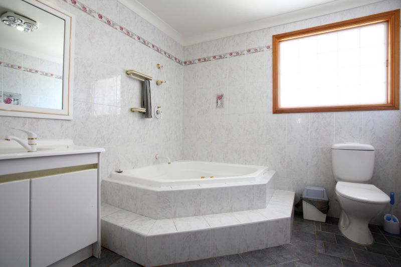 Cost of Bathtub Installation in Groton, CT